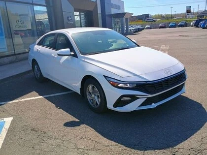 Hyundai Elantra ESSENTIAL  - изображение 7