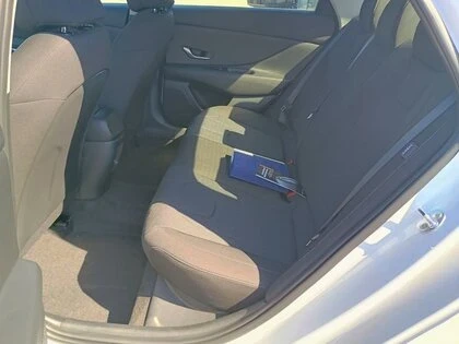 Hyundai Elantra ESSENTIAL  | Mobile.bg   13