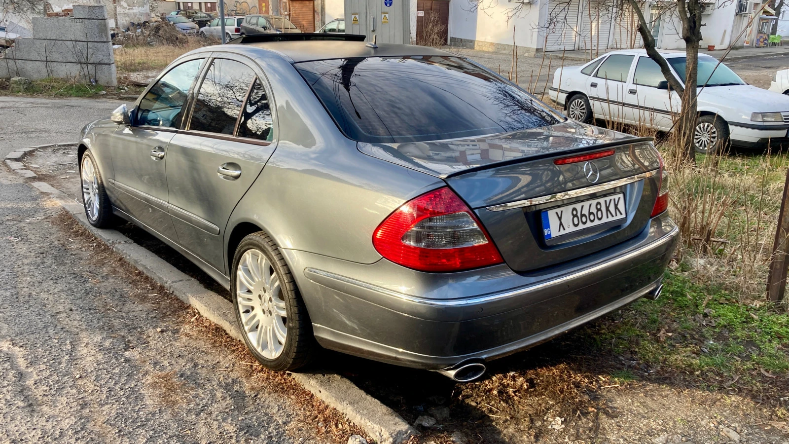 Mercedes-Benz E 280 3.0 EVO Avantgarde - изображение 4