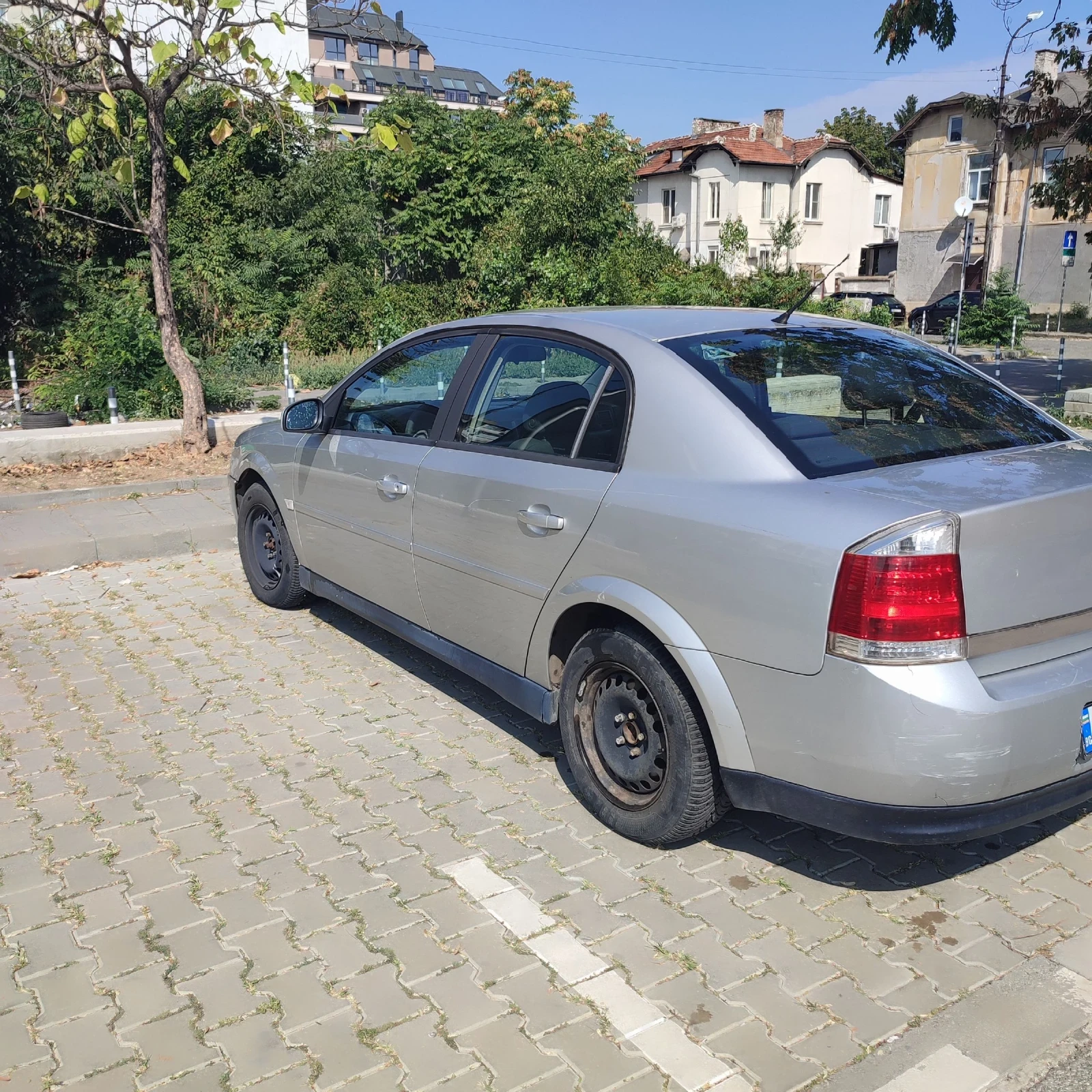 Opel Vectra 2.2 DTI - изображение 2