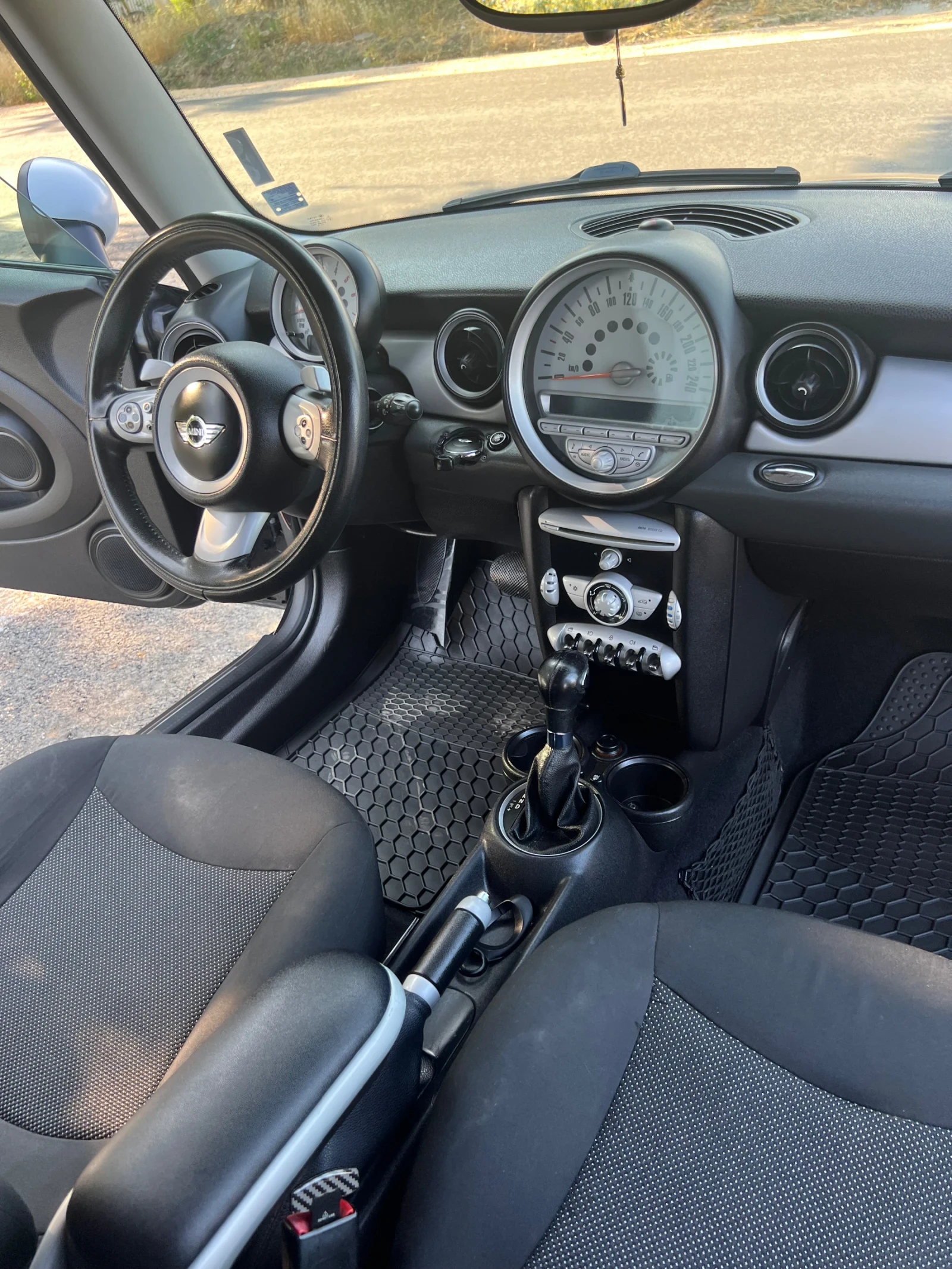 Mini Cooper ПРОДАДЕН - изображение 10