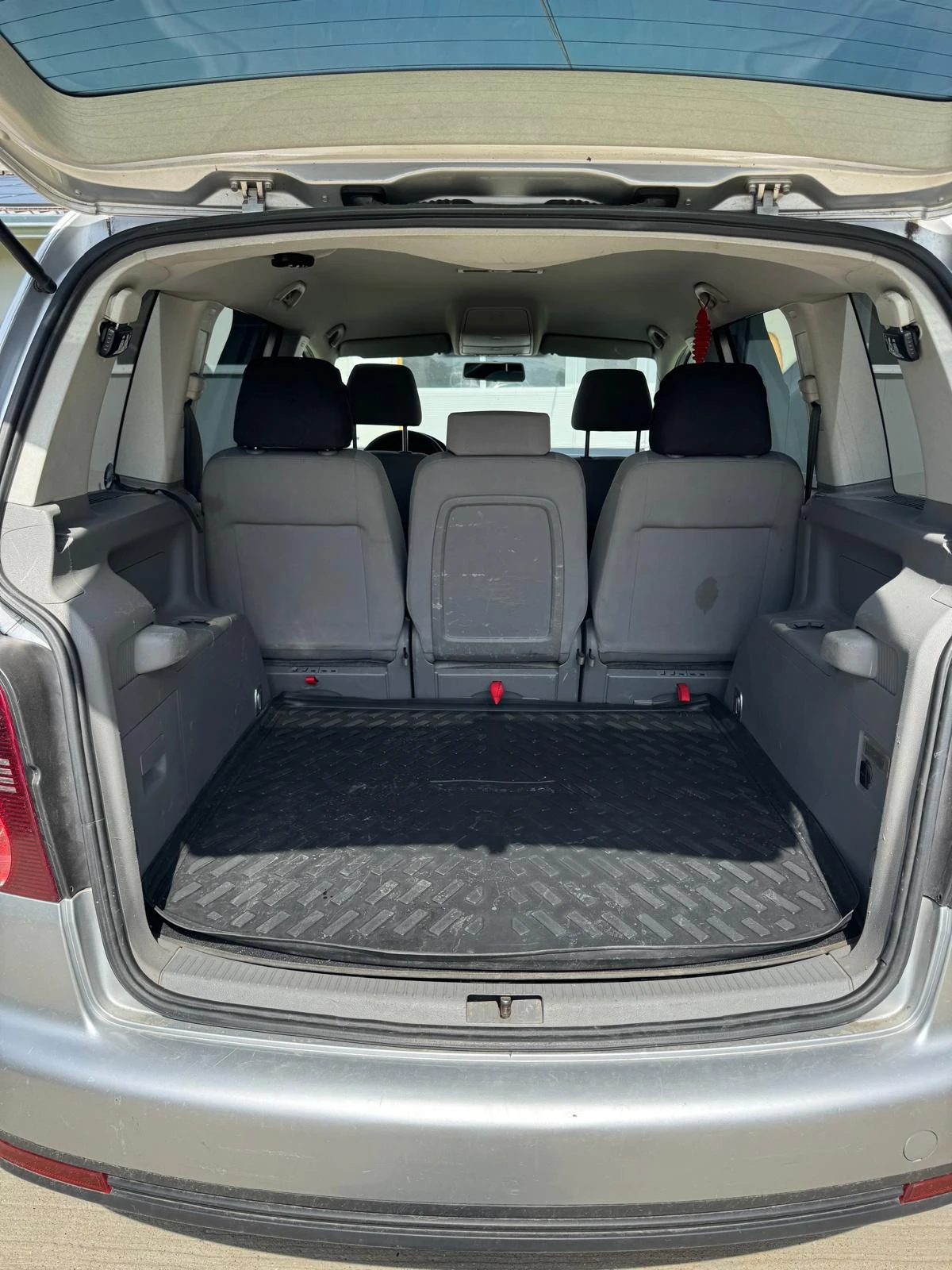 VW Touran  - изображение 5