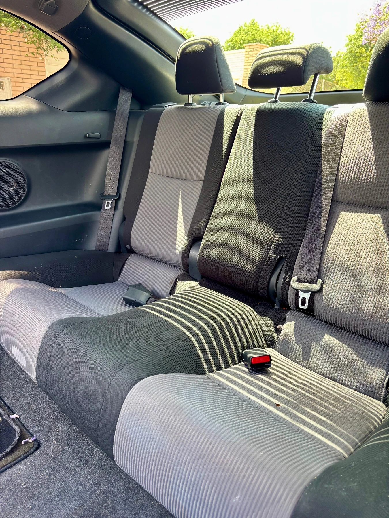 Toyota Scion 2.5 - изображение 8