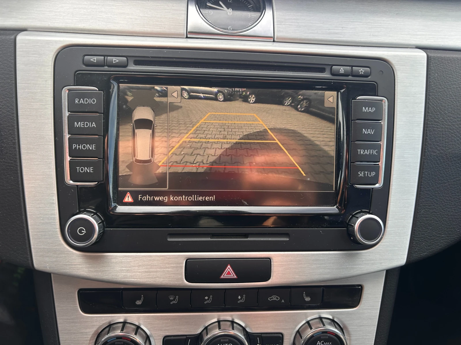 VW Passat 2.0TDI 4MOTION AVTOMAT/NAVI/KAMERA/KOJA EURO 5 | Mobile.bg   15