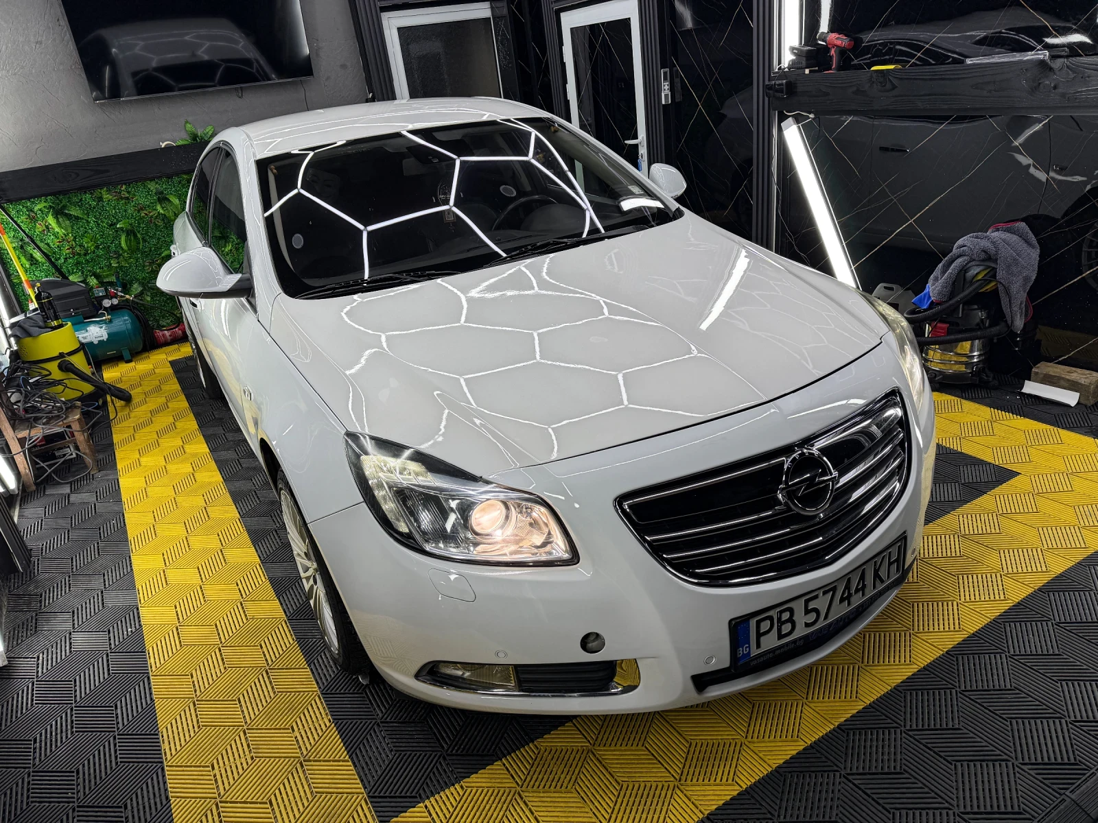 Opel Insignia 2.0CDTI 163к.с COSMO, снимка 2 - Автомобили и джипове - 53797751