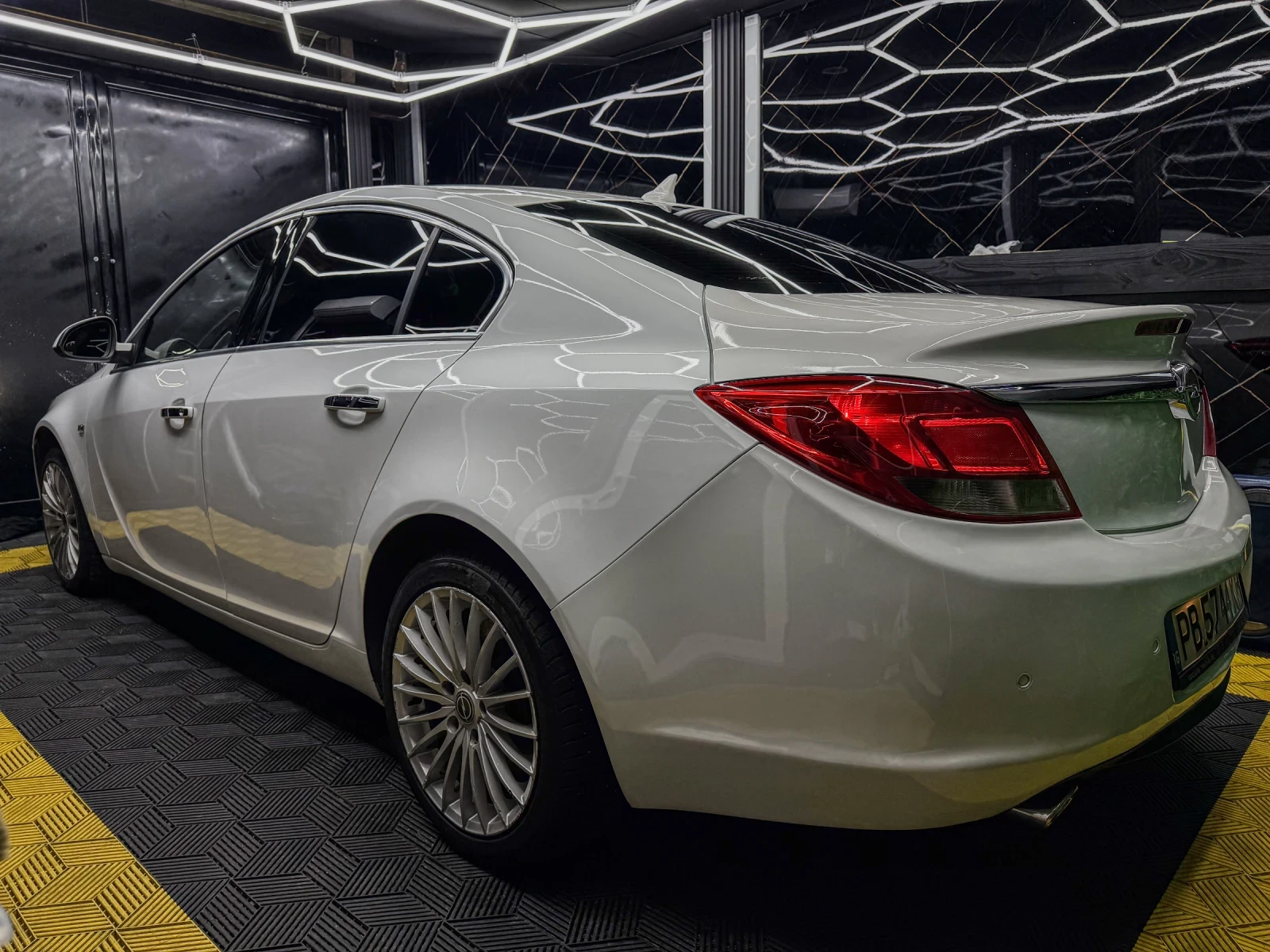 Opel Insignia 2.0CDTI 163к.с COSMO, снимка 5 - Автомобили и джипове - 53797751