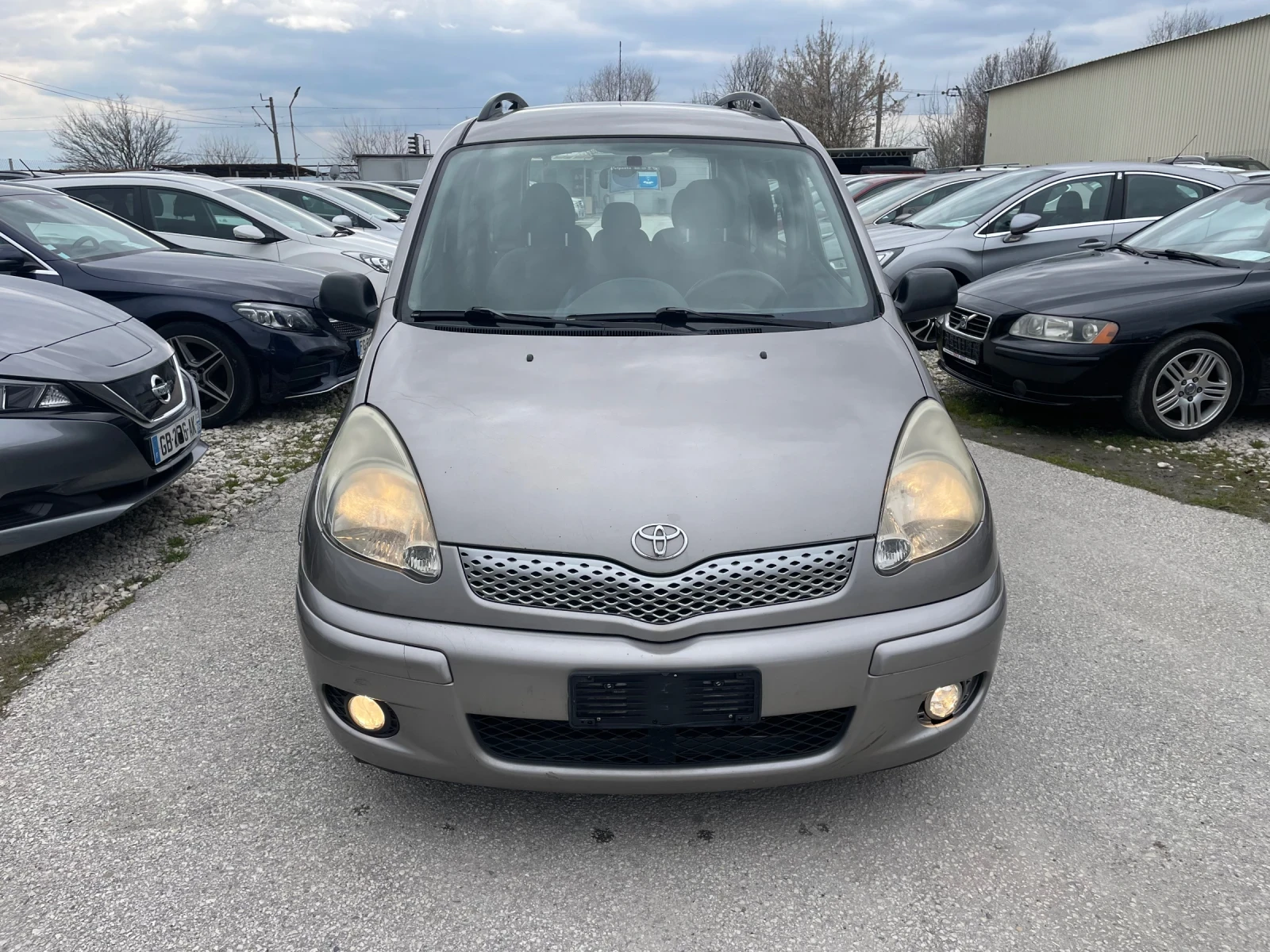 Toyota Yaris verso 1.4 D4D , снимка 2 - Автомобили и джипове - 53923719