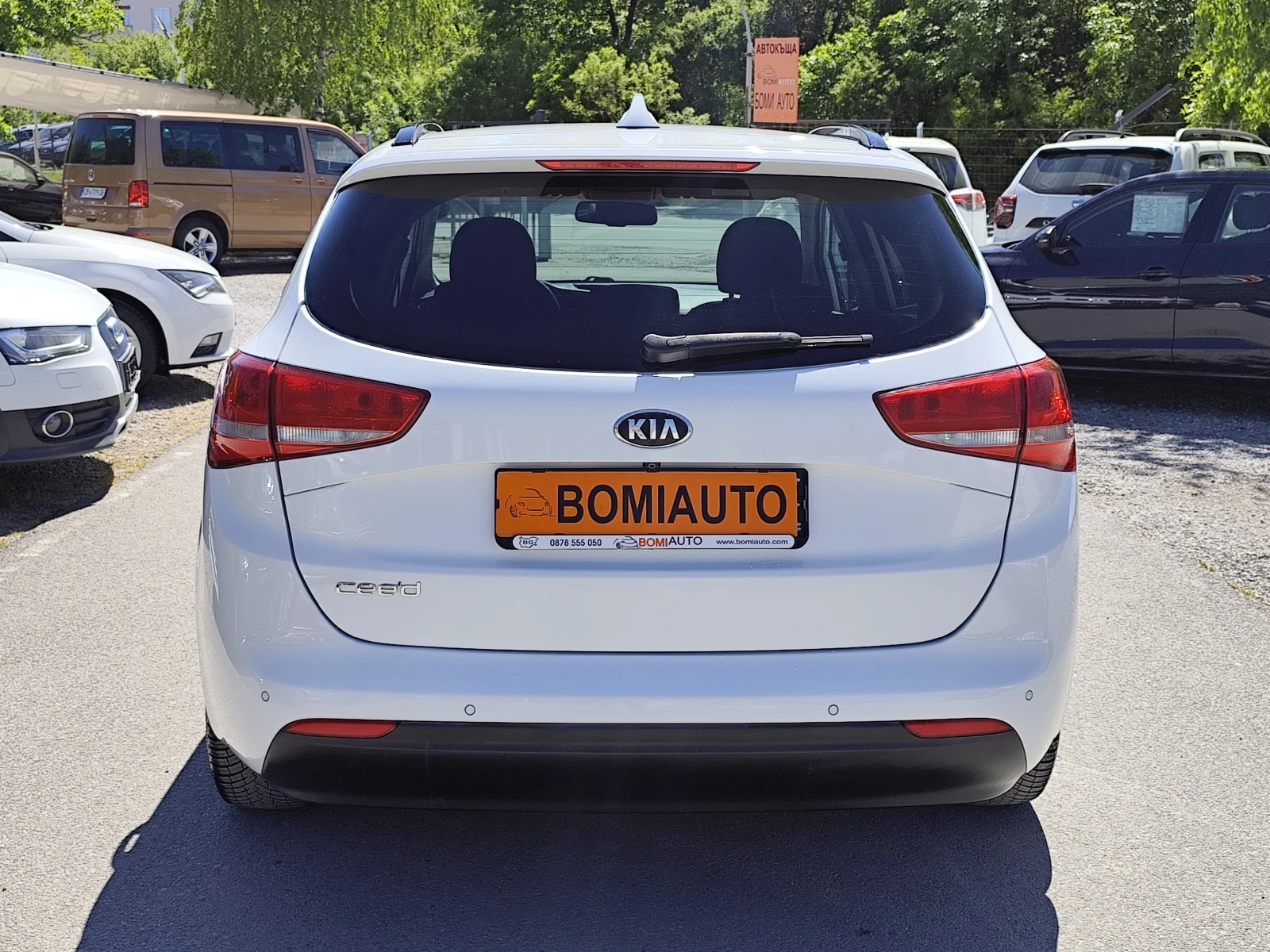 Kia Ceed 1.6GDi* AВТОМАТ* LED* KAMERA* NAVI* EUR6B* ПОДГЕВ, снимка 5 - Автомобили и джипове - 54554424
