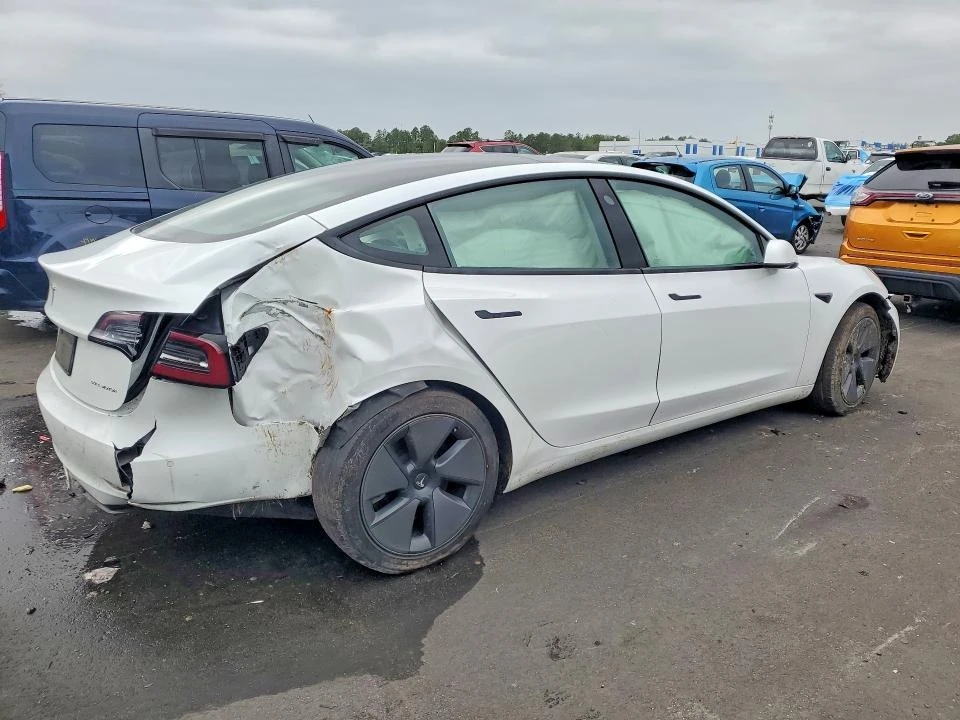 Tesla Model 3 | Mobile.bg � ����������� 3