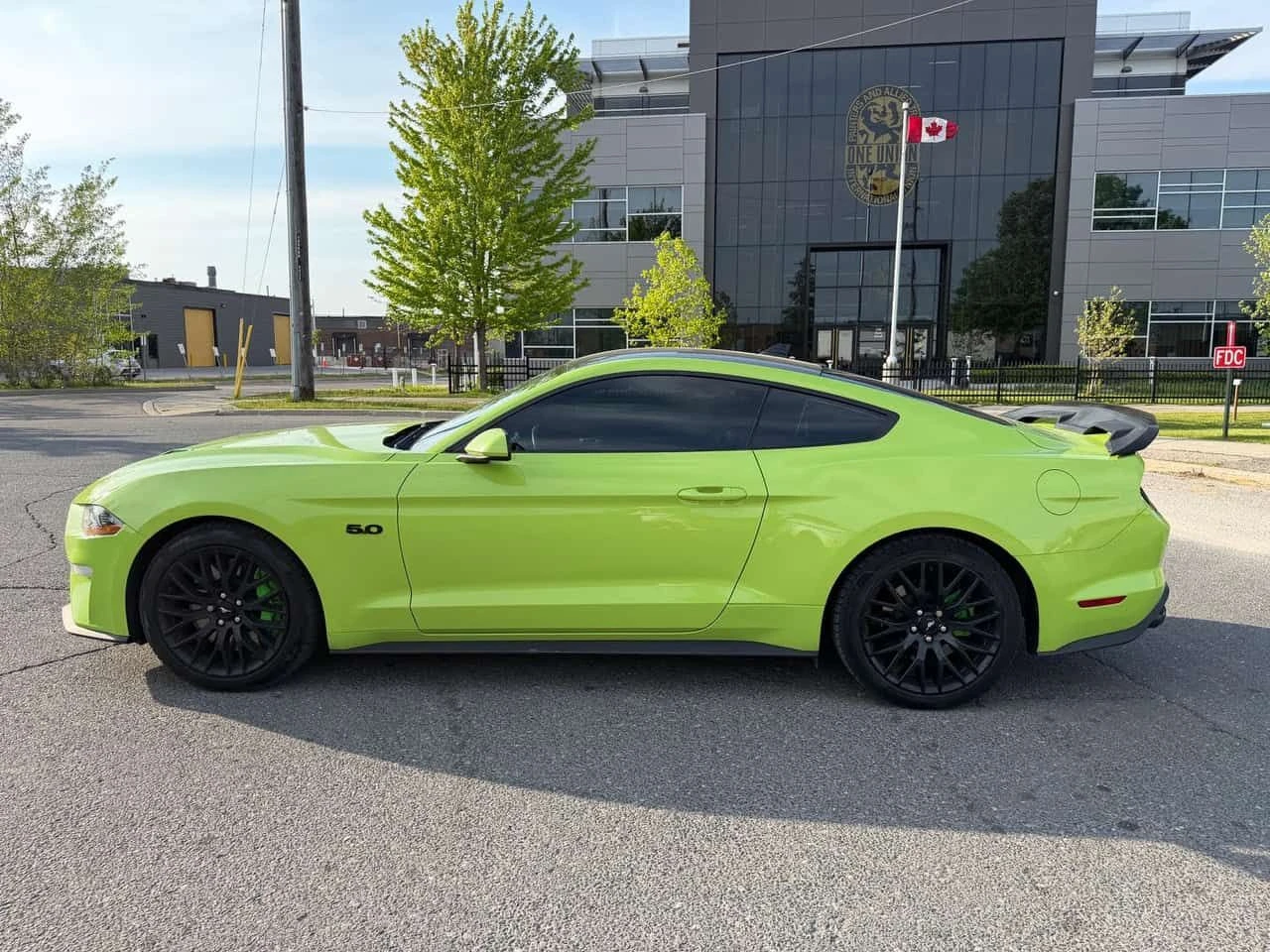 Ford Mustang * GT * CARFAX * БЕЗ ПЪРВОНАЧАЛНА ВНОСКА, снимка 2 - Автомобили и джипове - 54687571