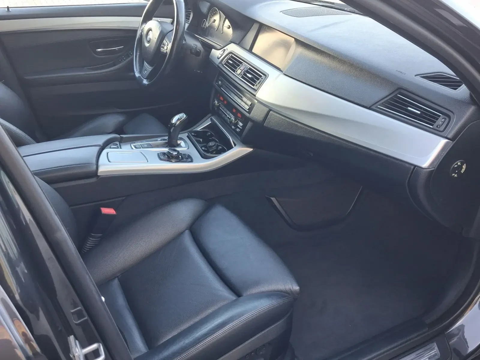 BMW 530, снимка 14 - Автомобили и джипове - 54811966