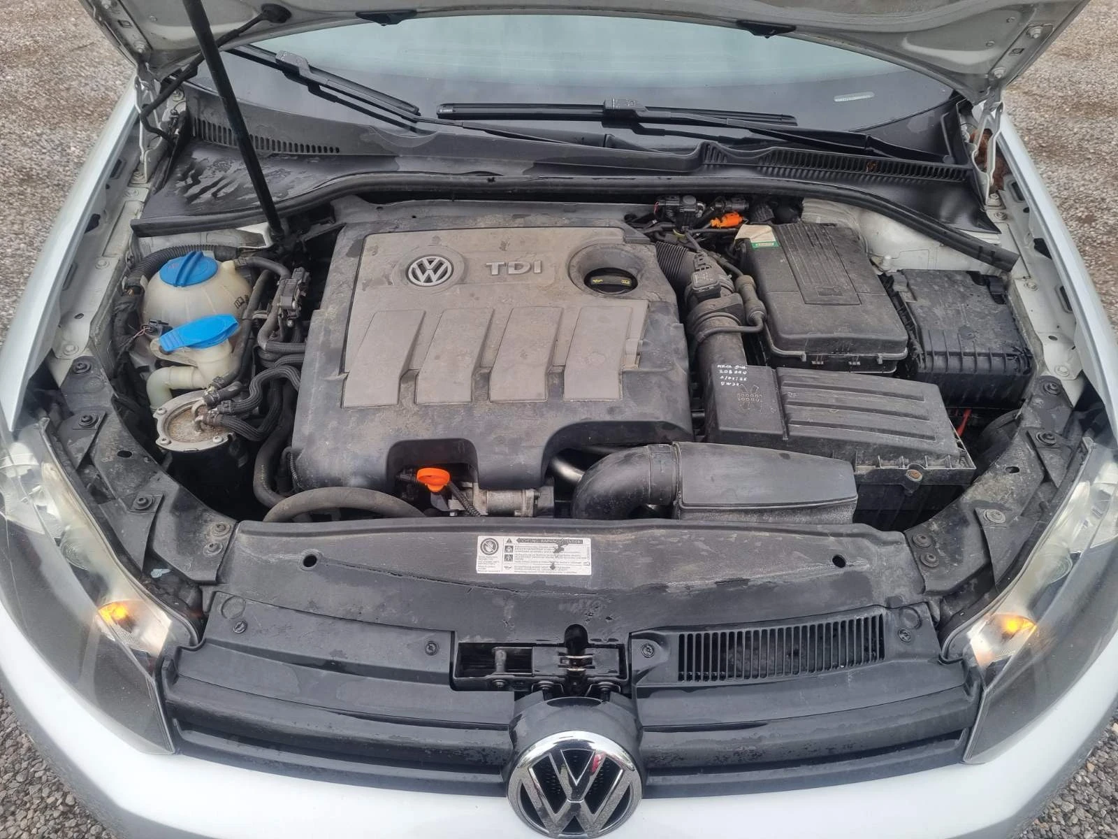 VW Golf Variant Golf 6 1, 6 TDI, снимка 13 - Автомобили и джипове - 54874935