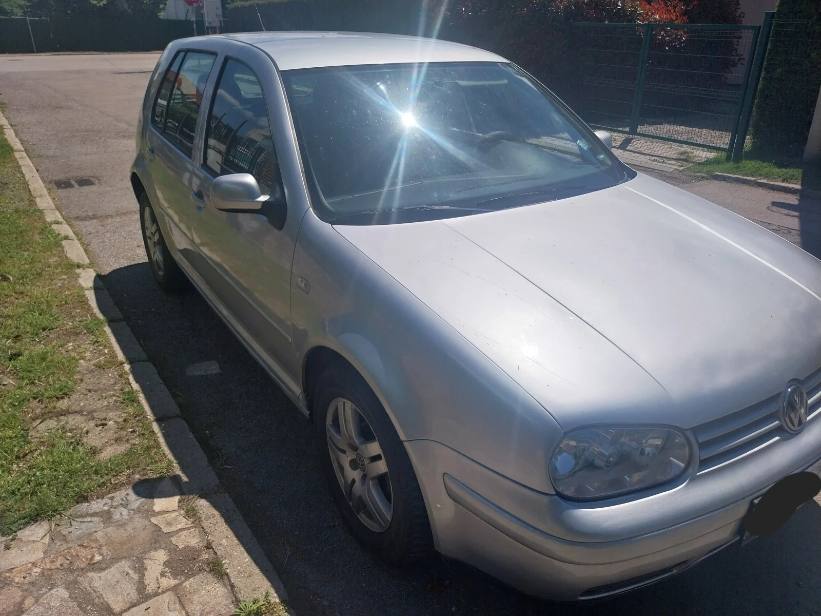 VW Golf 1.6 клима , снимка 6 - Автомобили и джипове - 54914448