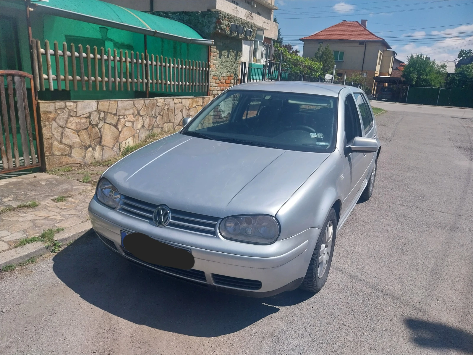 VW Golf 1.6 клима , снимка 2 - Автомобили и джипове - 54914448