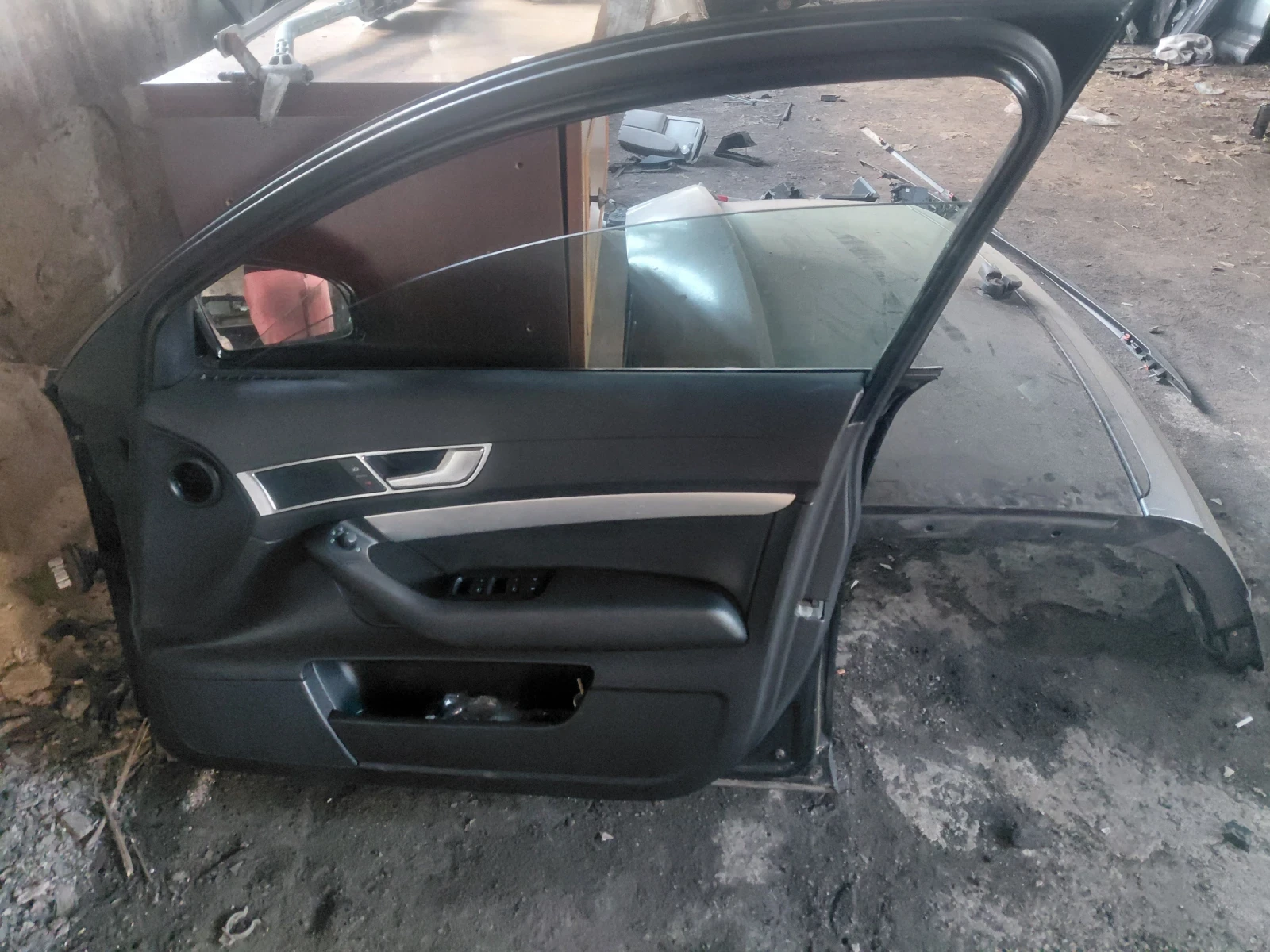 Audi A6, снимка 6 - Автомобили и джипове - 54921064