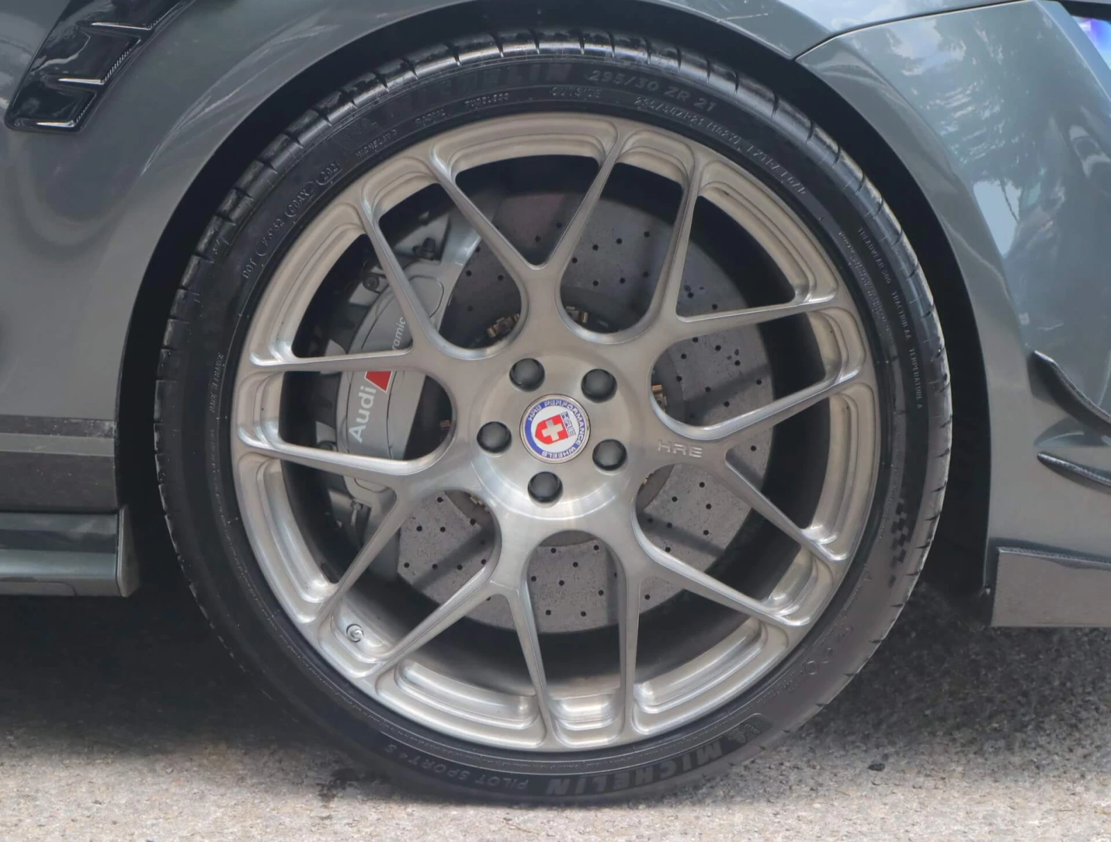 Audi Rs7 4.0TFSI/MTM/Carbon/Керамика/HuD/Exclusive/Bose, снимка 7 - Автомобили и джипове - 55055216