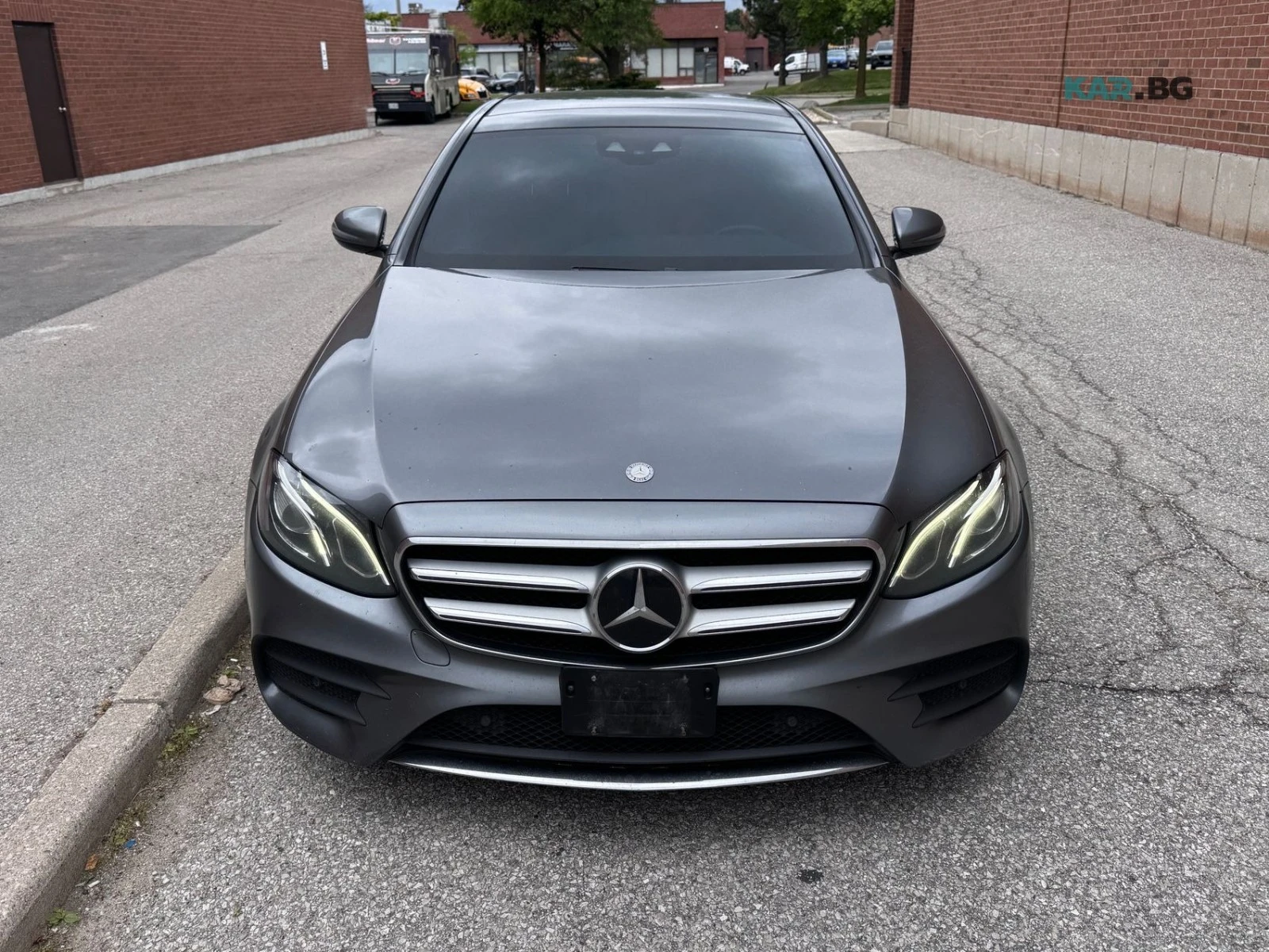 Mercedes-Benz E 300 Автокредит Цена до България, снимка 2 - Автомобили и джипове - 55089848