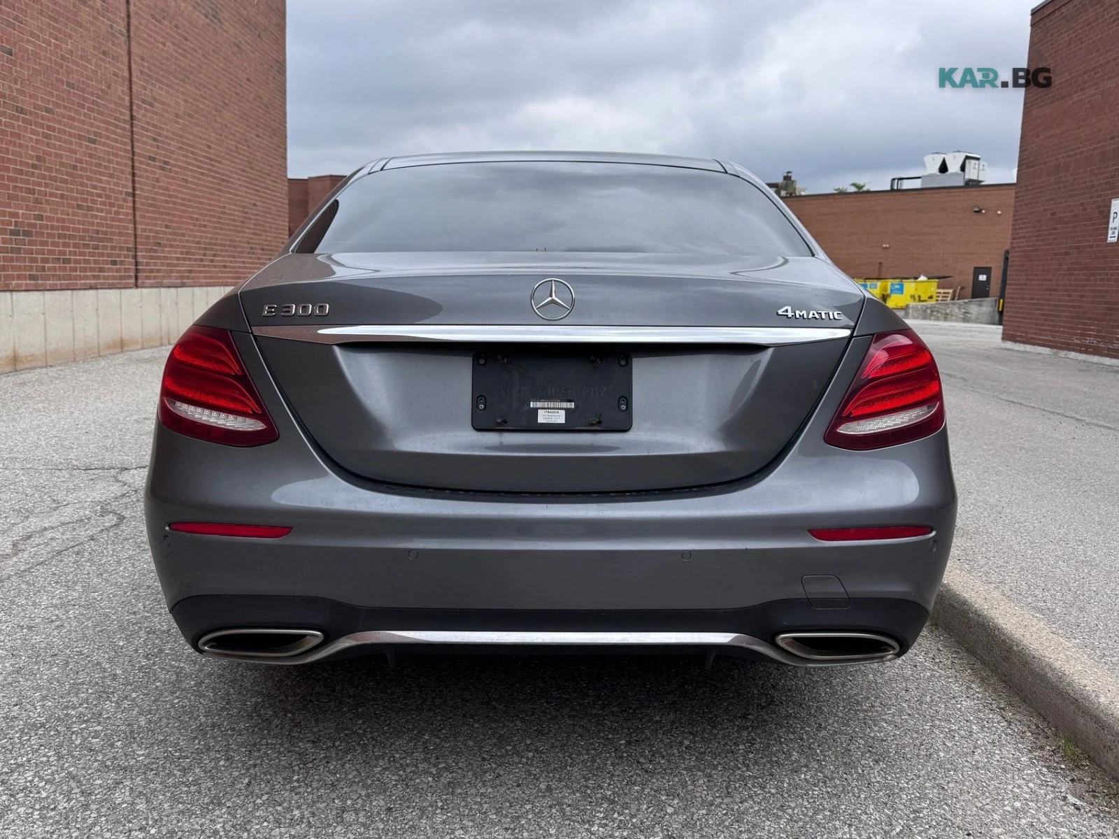 Mercedes-Benz E 300 Автокредит Цена до България, снимка 5 - Автомобили и джипове - 55089848