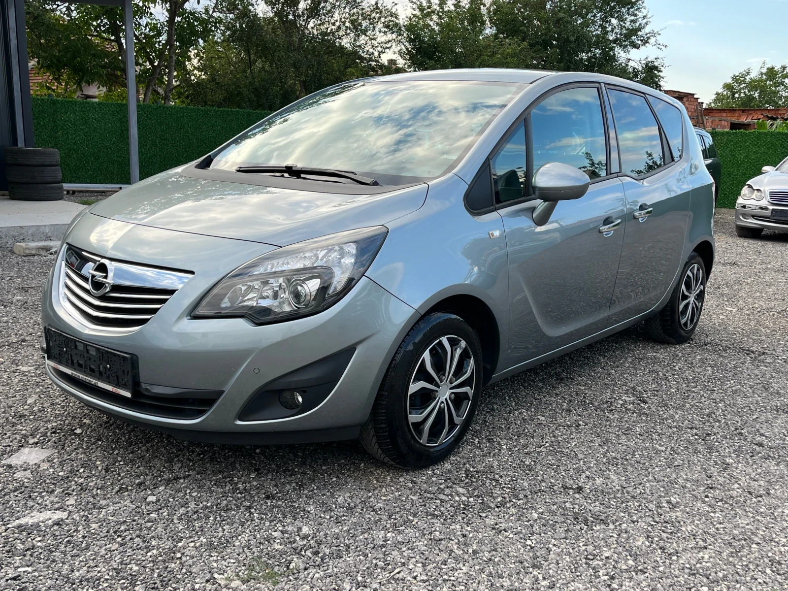 Opel Meriva 1.4i , снимка 2 - Автомобили и джипове - 55138069