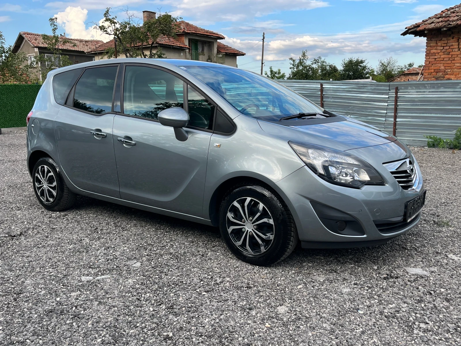 Opel Meriva 1.4i , снимка 3 - Автомобили и джипове - 55138069