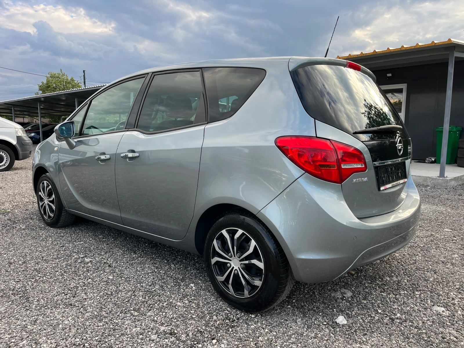 Opel Meriva 1.4i , снимка 6 - Автомобили и джипове - 55138069