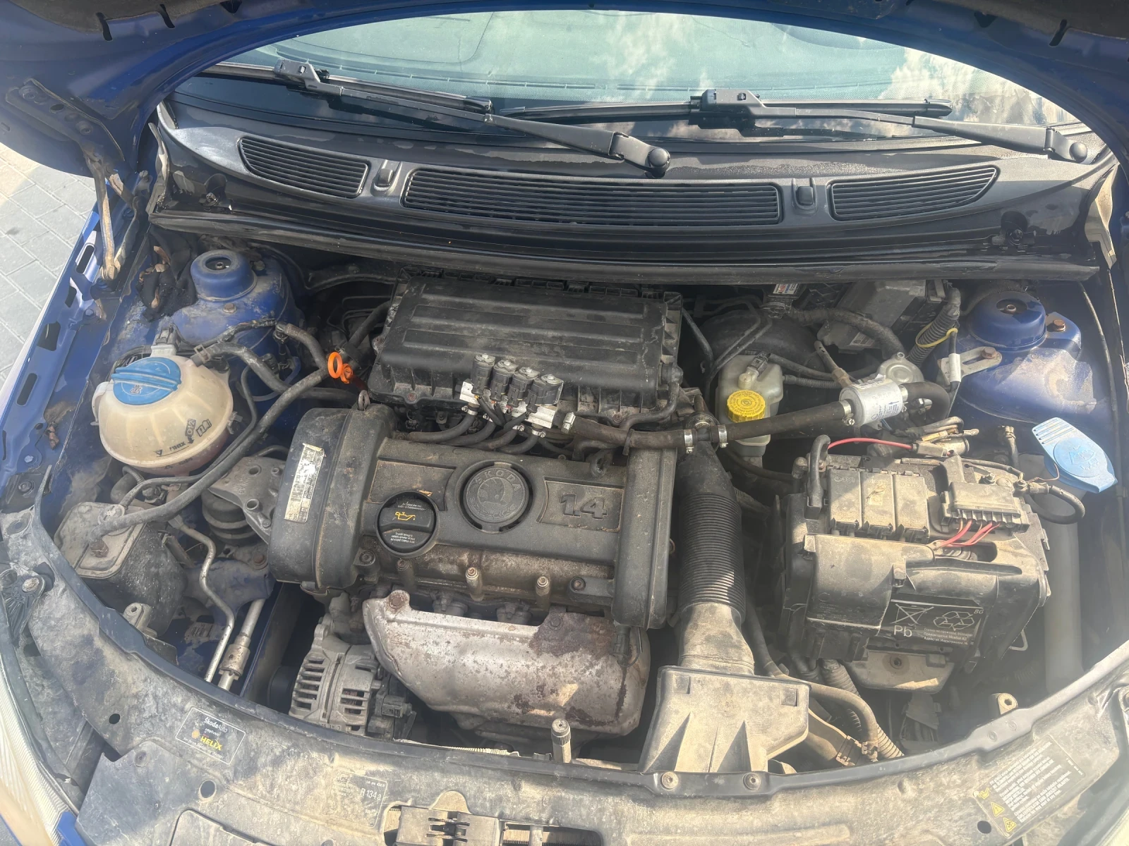 Skoda Roomster 1.4 86 к.с. АГУ, снимка 14 - Автомобили и джипове - 55247538