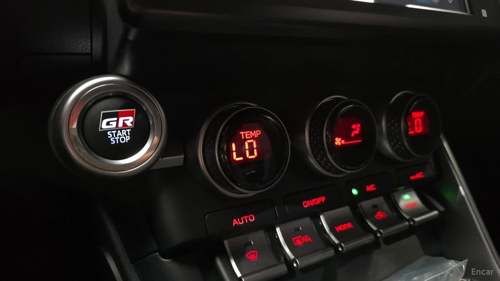 Toyota GR86 * Manual* KEYLESS* Camera* ПОДГРЕВ* , снимка 16 - Автомобили и джипове - 55570960