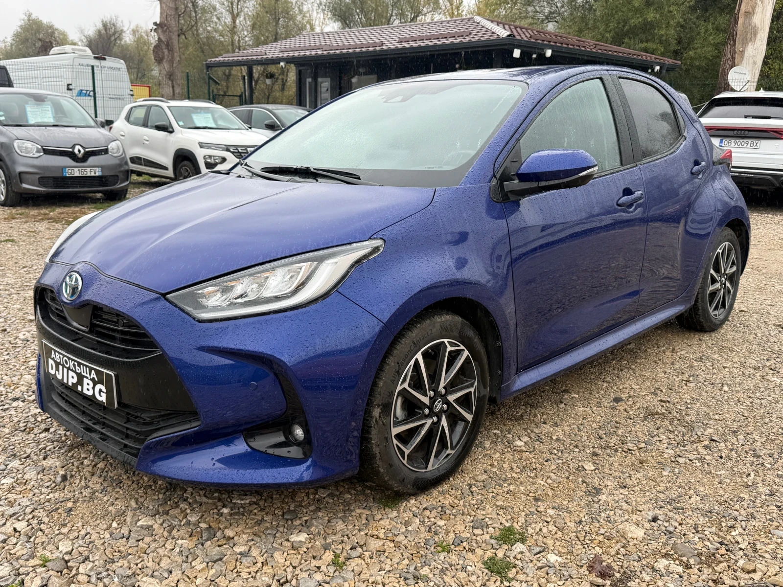 Toyota Yaris 1.5HYBRID.EXECUTIVE/DISTRONIK/KEYLESS