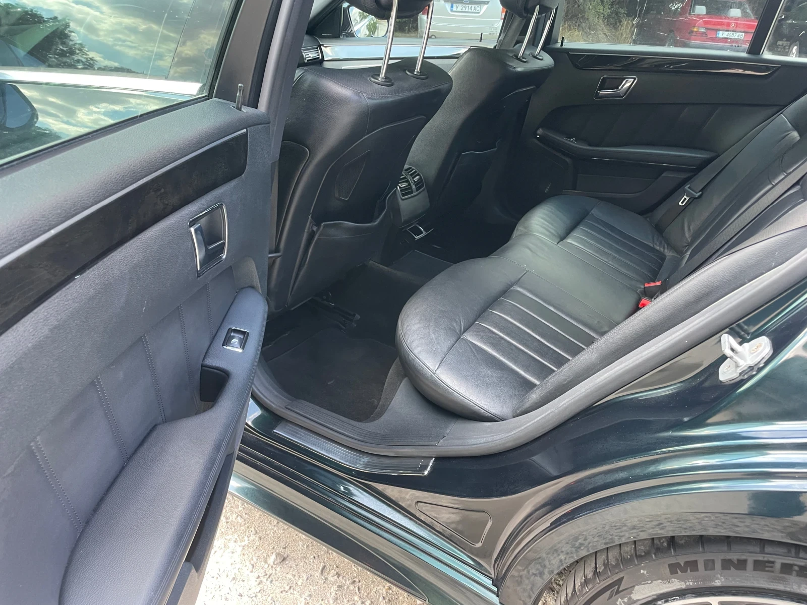 Mercedes-Benz E 55, снимка 14 - Автомобили и джипове - 56158749