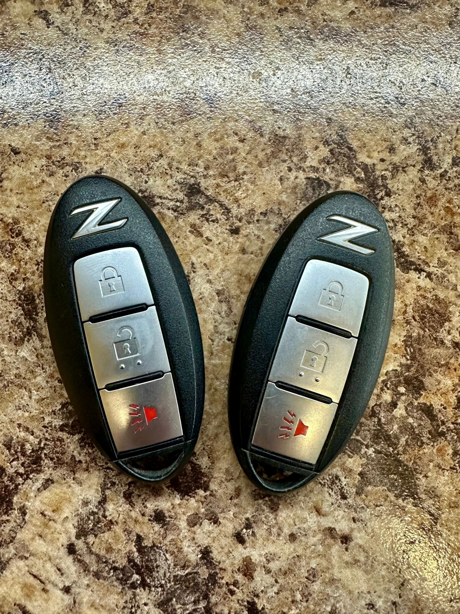 Nissan 370Z 45 000 ��* BOSE* ������* KEYLESS | Mobile.bg � ����������� 11