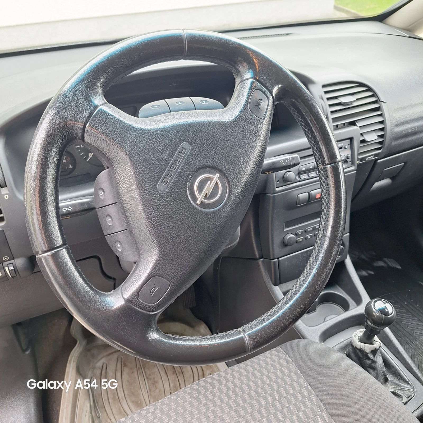 Opel Zafira, снимка 6 - Автомобили и джипове - 56519140