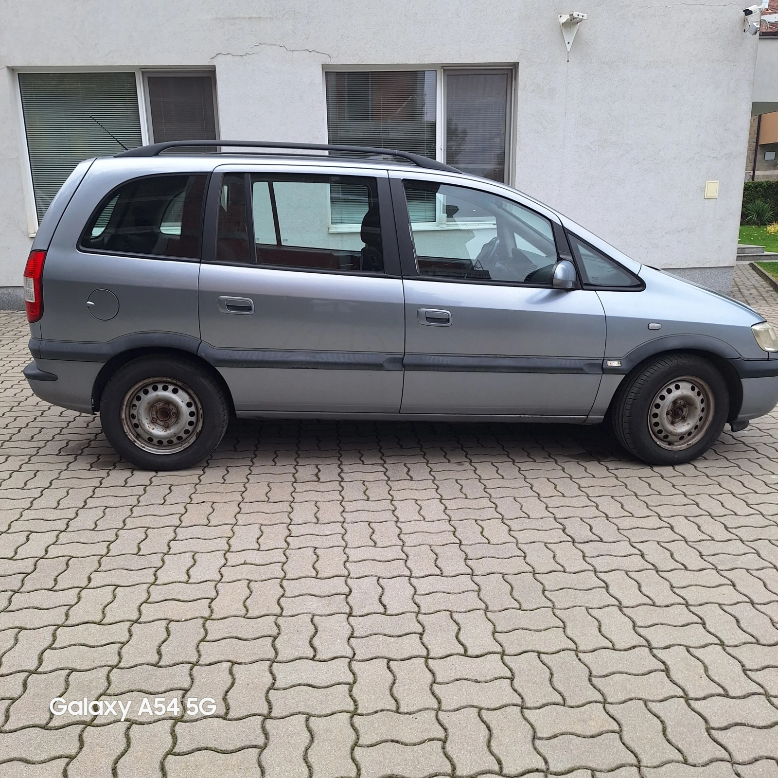 Opel Zafira, снимка 4 - Автомобили и джипове - 56519140
