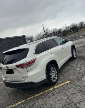 Toyota Highlander XLE * * AWD * * CARFAX * * СТАВА НА ГАЗ * * , снимка 4