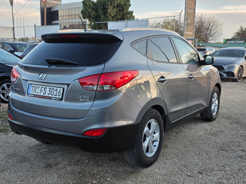 Hyundai IX35 2.0CRDI , снимка 4 - Автомобили и джипове - 52570711