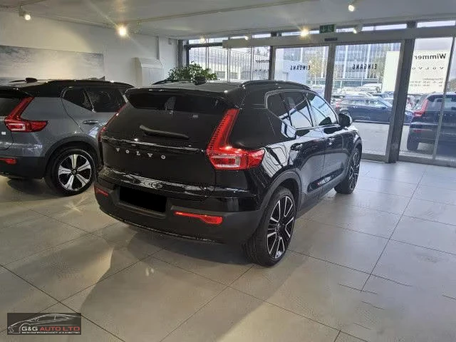 Volvo XC40 2.0HEV/197HP/B4/PANO/ULTIMATE-DARK/MEMO/H&K/738g - изображение 5