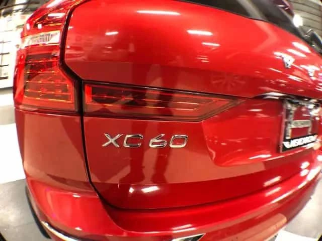 Volvo XC60 * INSCRIPTION T6 * PANO * CARPLAY * ПОДГРЕВ, снимка 15 - Автомобили и джипове - 54182692