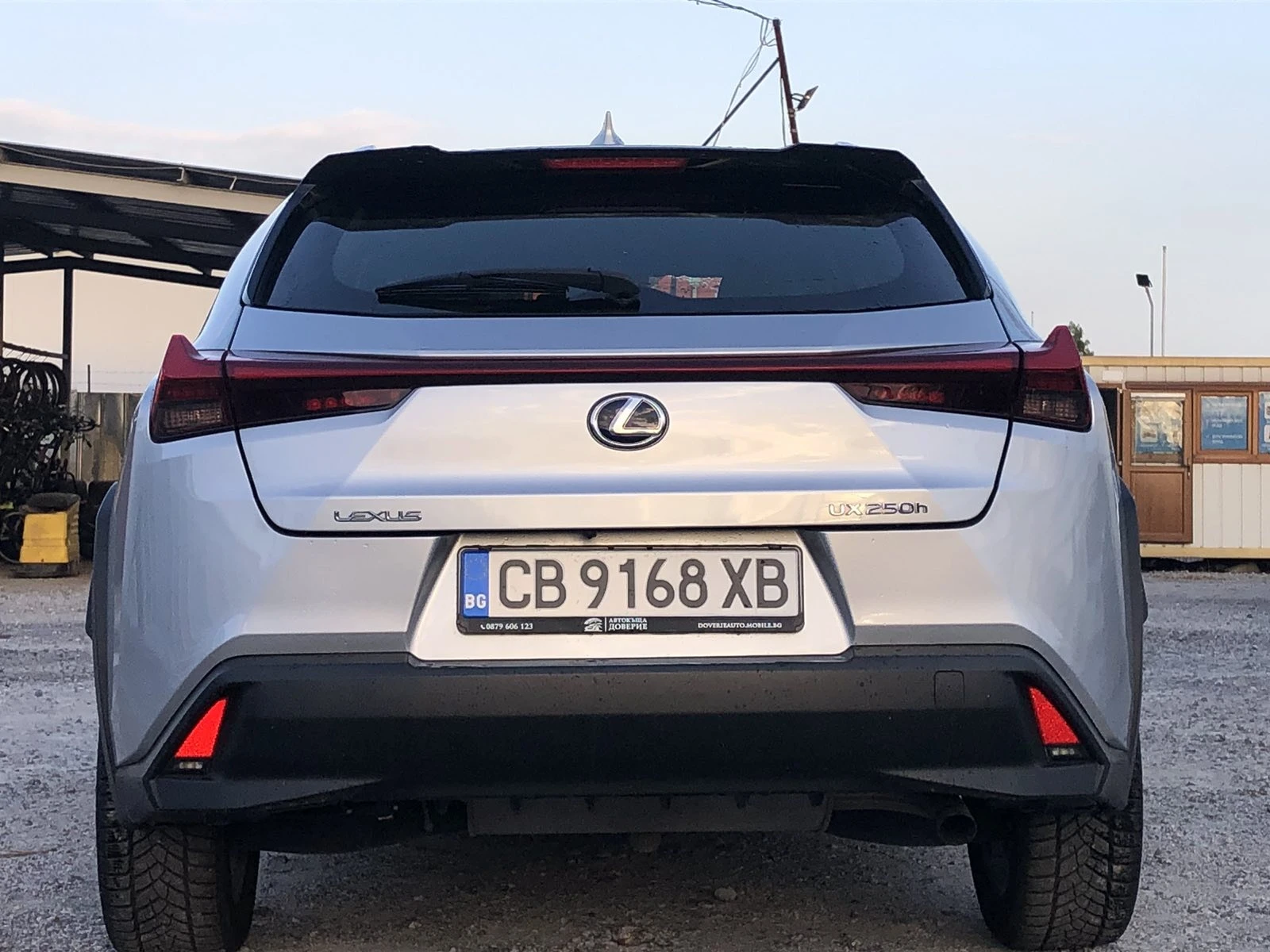 Lexus UX 250h 250/Hybrid - изображение 6