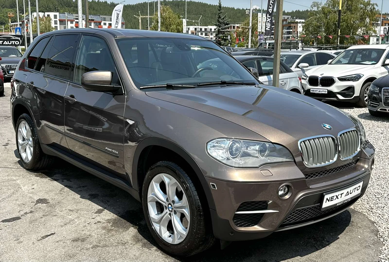 BMW X5 xDrive40d 3.0D 306HP PANO SWISS - изображение 3