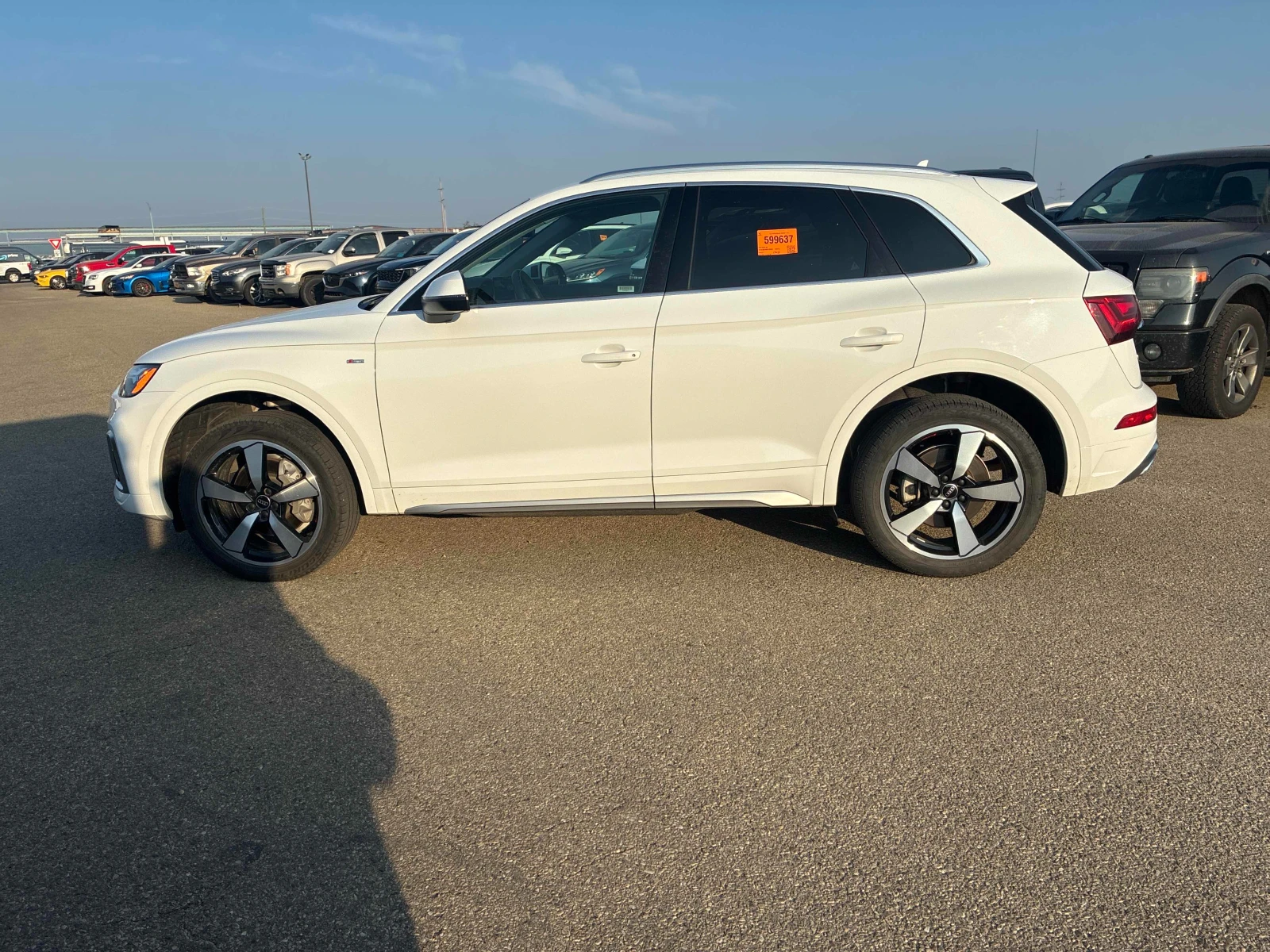 Audi Q5 Progressiv* CARFAX* БЕЗ ПЪРВОНАЧАЛНА - изображение 3