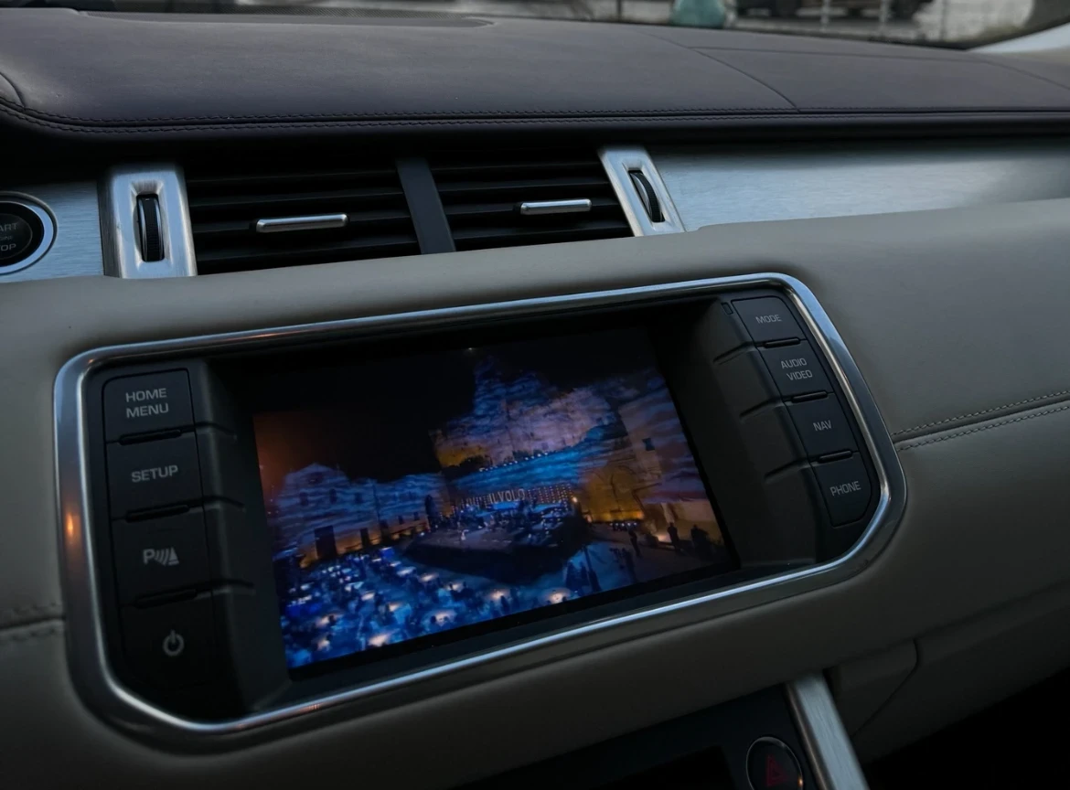 Land Rover Evoque 2.2 SD4 (39 700 .) | Mobile.bg   14