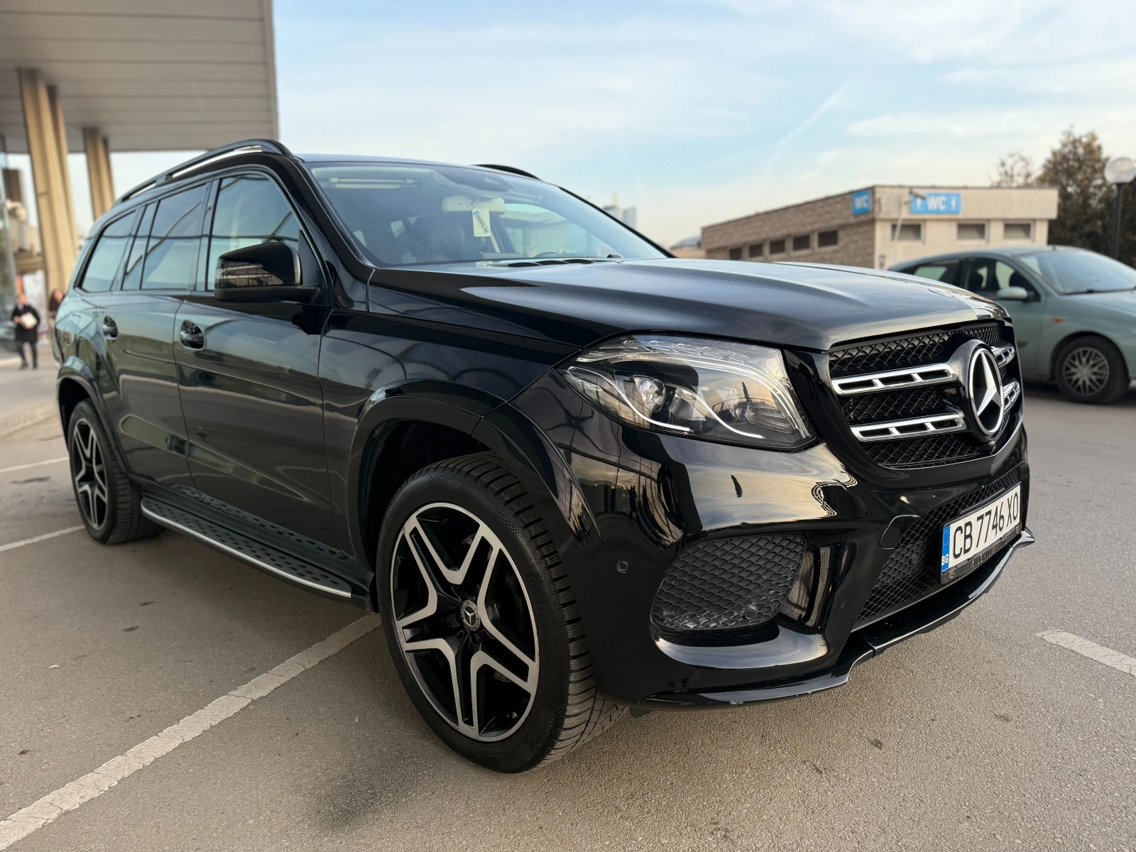 Mercedes-Benz GLS 500 6 МЕСЕЦА ГАРАНЦИЯ/ AMG Pack 91хил.км!Всички Екстри - изображение 6