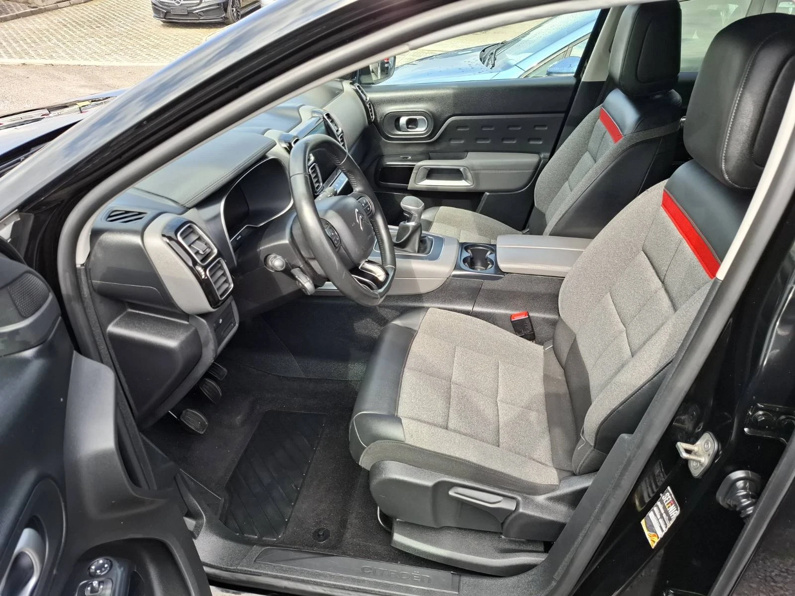 Citroen C5 Aircross 1.5 blue hdi, снимка 6 - Автомобили и джипове - 53754863