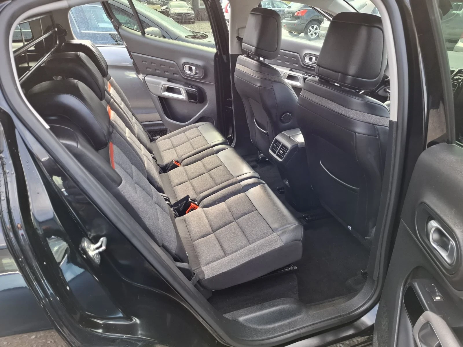 Citroen C5 Aircross 1.5 blue hdi, снимка 9 - Автомобили и джипове - 53754863