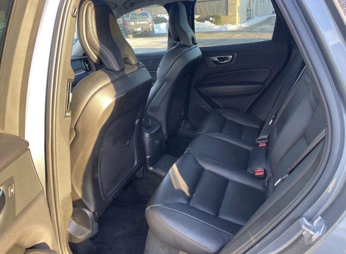 Volvo XC60 T8 AWD * Plug-in Hybrid * Без Инциденти * Carfax *, снимка 11 - Автомобили и джипове - 53867212