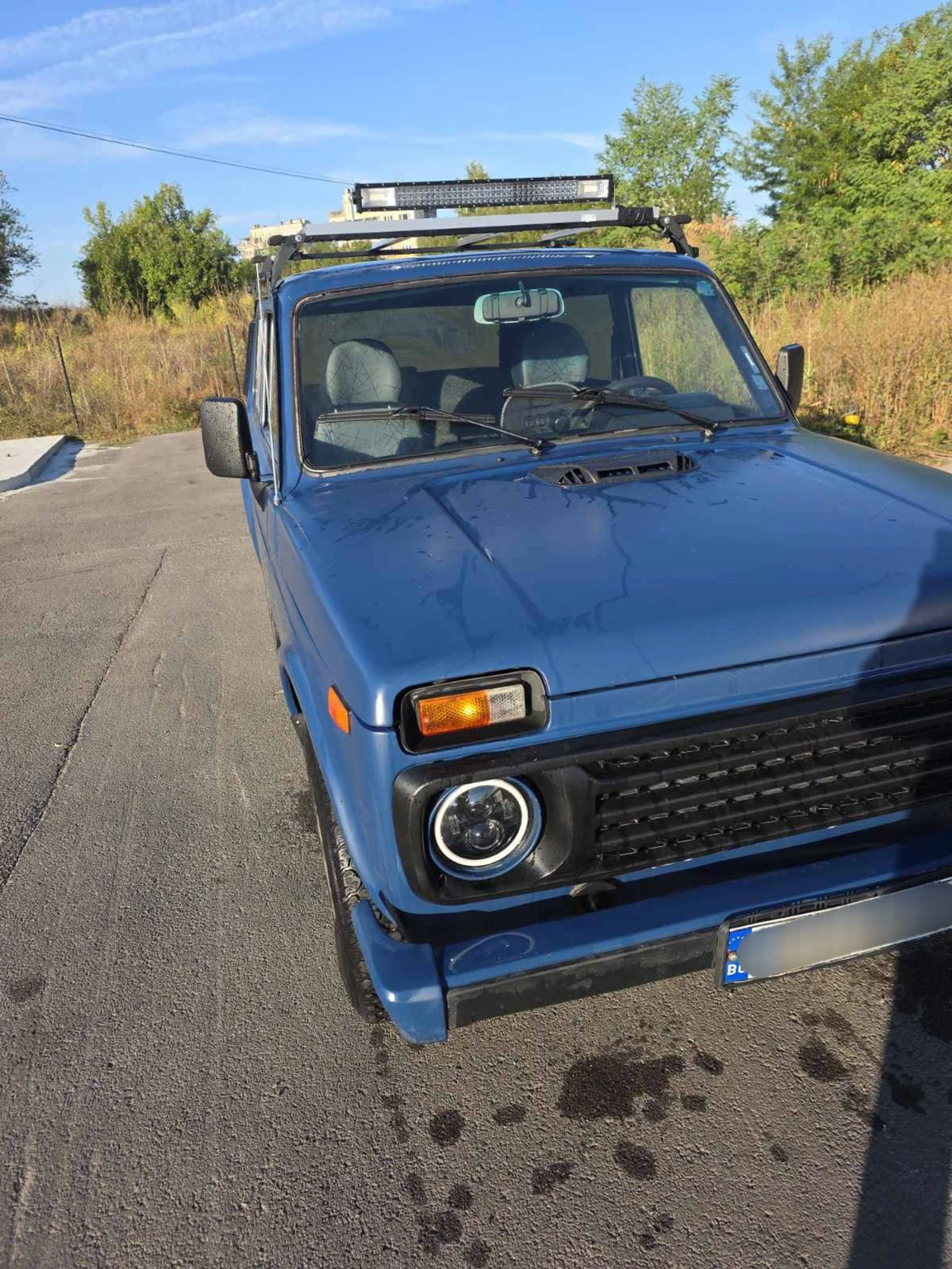 Lada Niva 1.7 Газ/Бензин, снимка 3 - Автомобили и джипове - 53910492