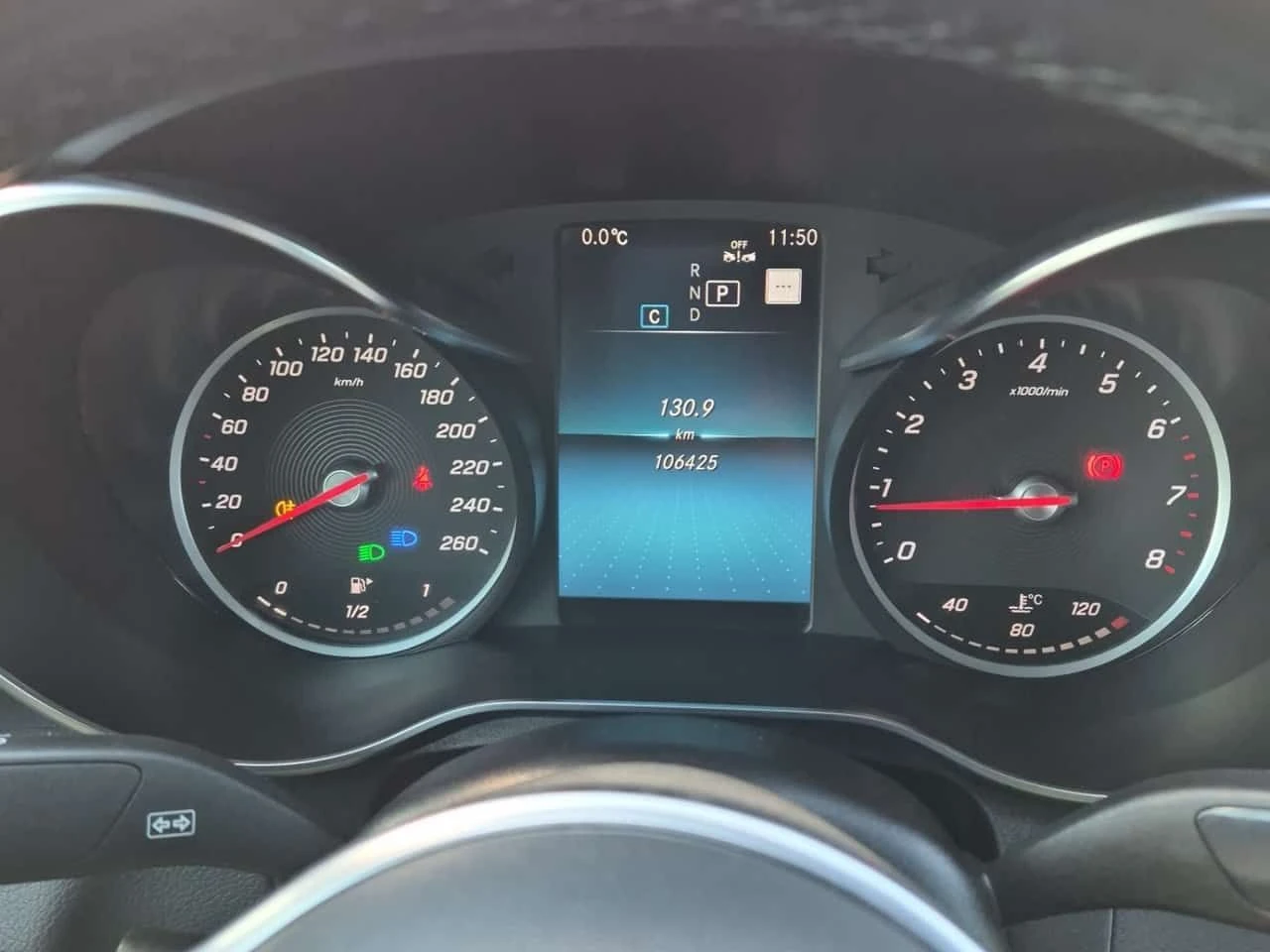 Mercedes-Benz GLC 300 COUPE/CARFAX/ШИБИДАХ, снимка 8 - Автомобили и джипове - 54128602