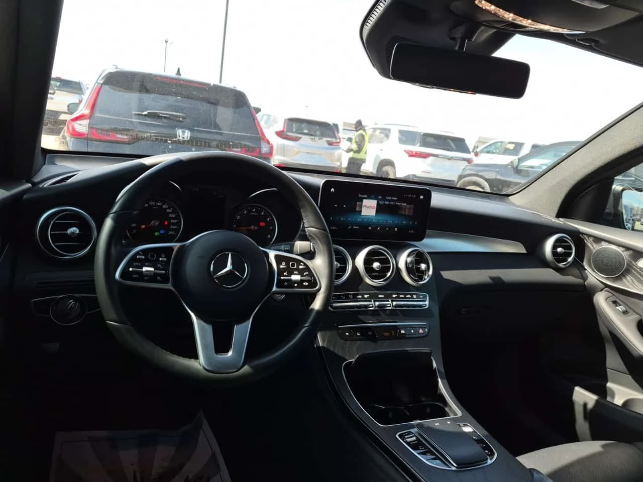 Mercedes-Benz GLC 300 COUPE/CARFAX/ШИБИДАХ, снимка 9 - Автомобили и джипове - 54128602