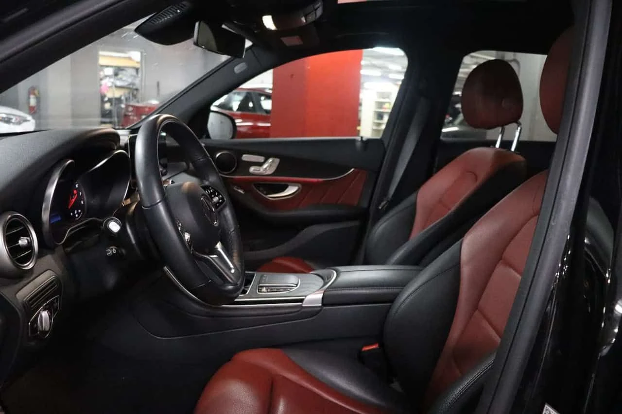 Mercedes-Benz GLC 300  | PREMIUM PACK | PANO | MEMORY | , снимка 7 - Автомобили и джипове - 54641400