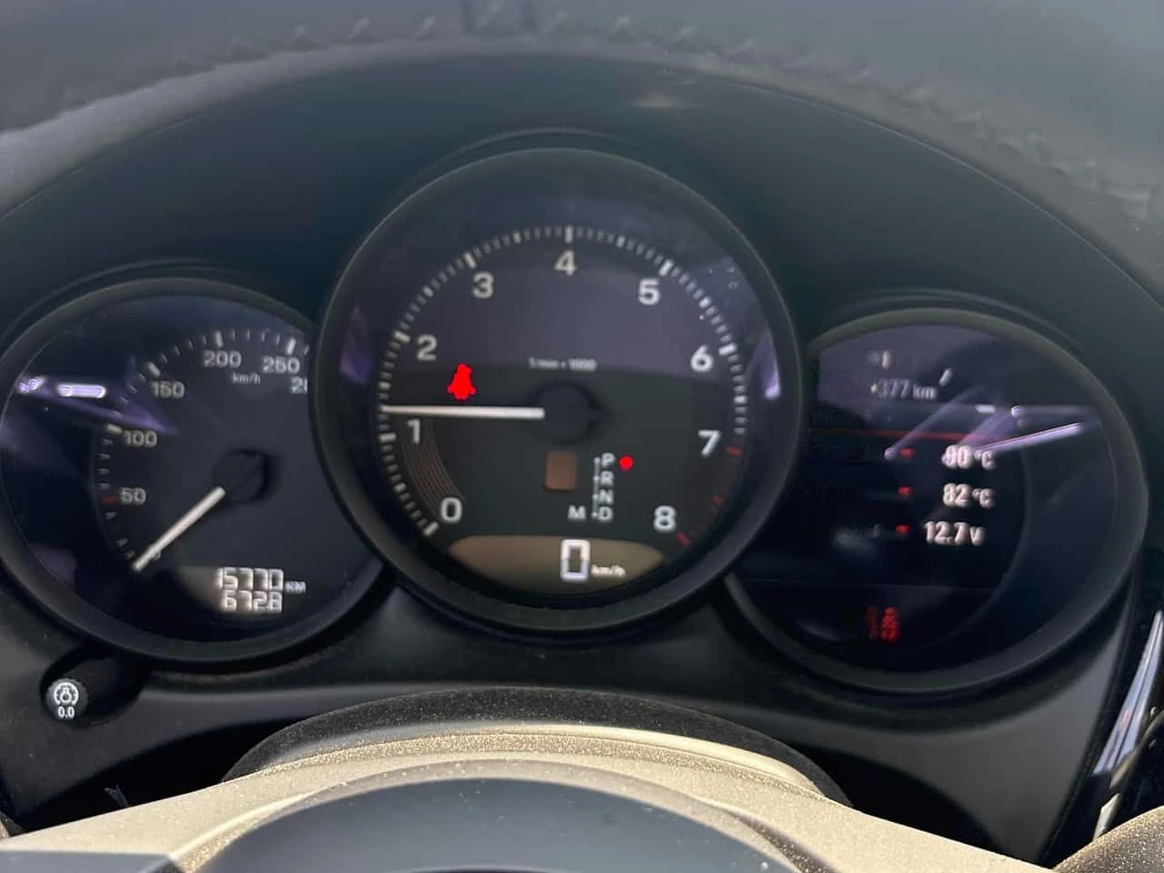 Porsche Macan * AWD * CARFAX * БЕЗ ПЪРВОНАЧАЛНА ВНОСКА, снимка 8 - Автомобили и джипове - 55180023