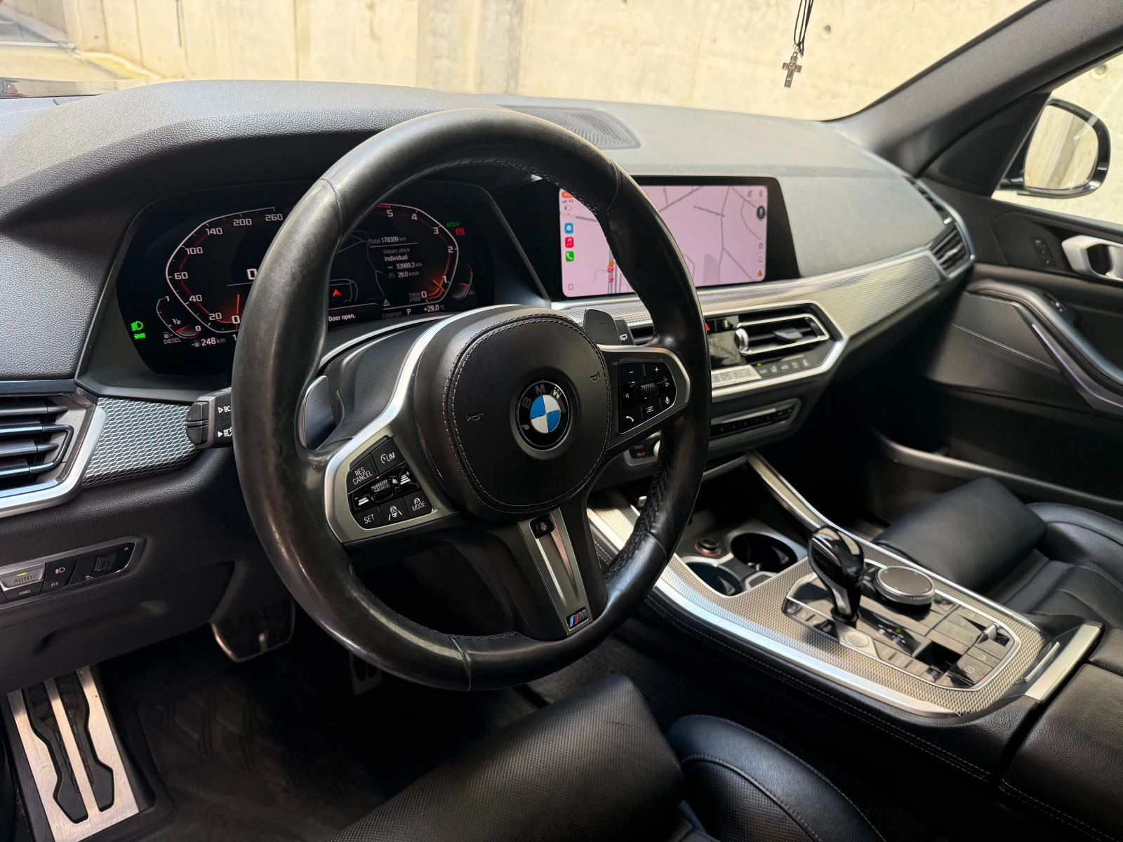 BMW X5 M50D, снимка 9 - Автомобили и джипове - 55454005